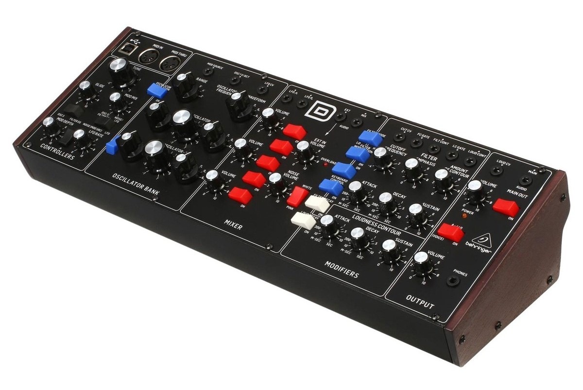 Behringer Model D